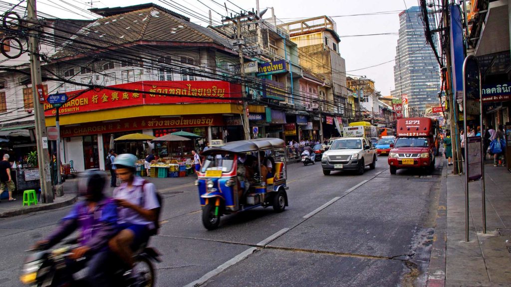 Unterwegs in den Straßen von Bangkok