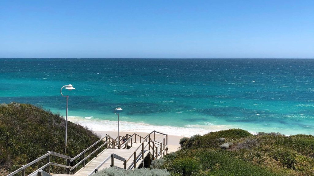 Aussicht auf den Quinns Beach nördlich von Perth