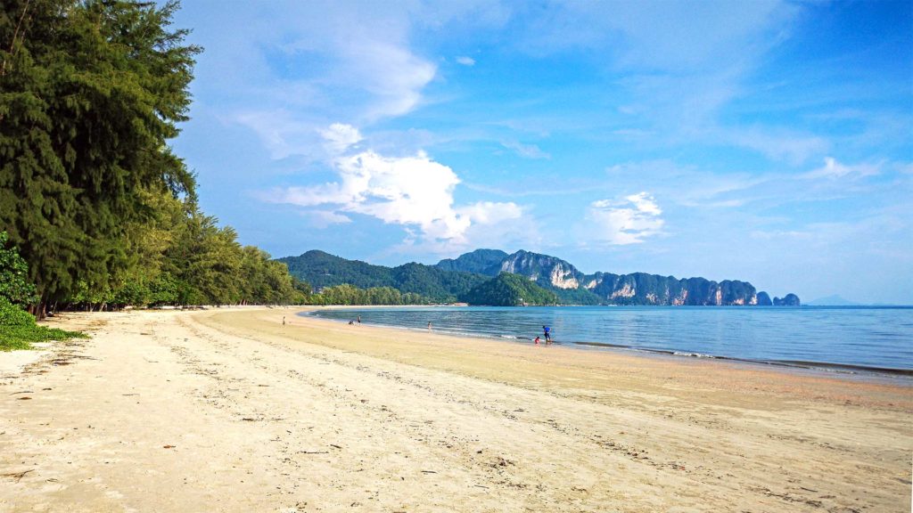 Der Nopparat Thara Beach von Ao Nang, Krabi