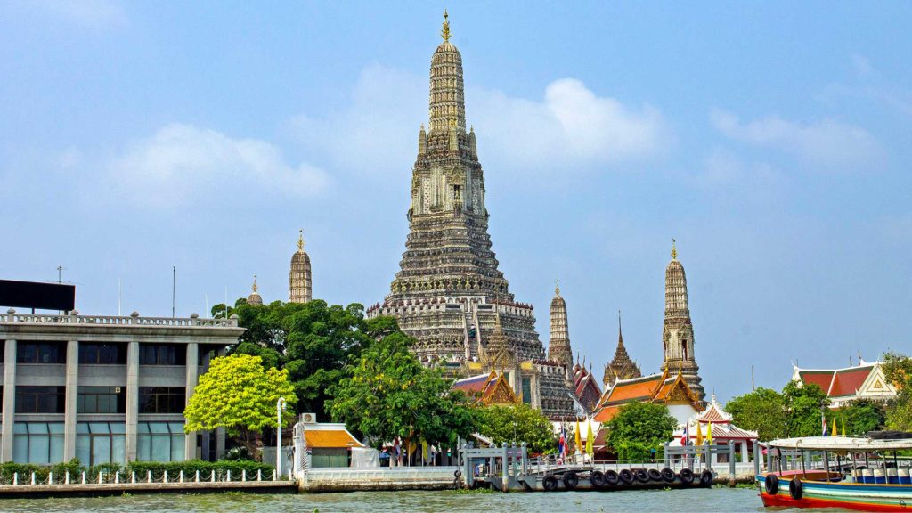 Der Wat Arun, Tempel der Morgenröte in Bangkok