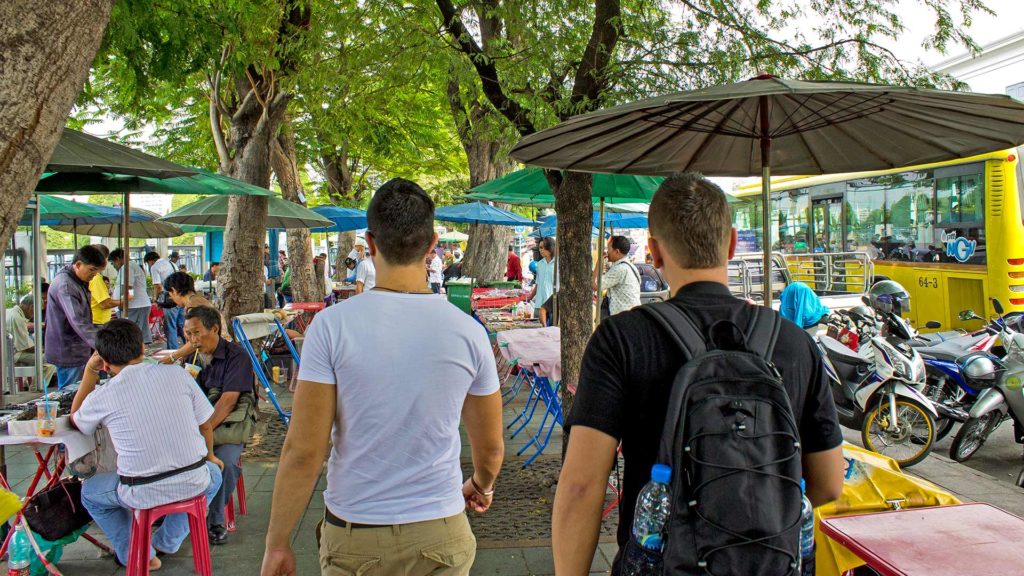 Auf dem Weg zum Königspalast von Bangkok