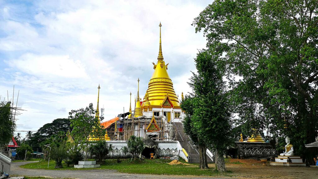 Wat Angt Thong on the way to Ban Krut