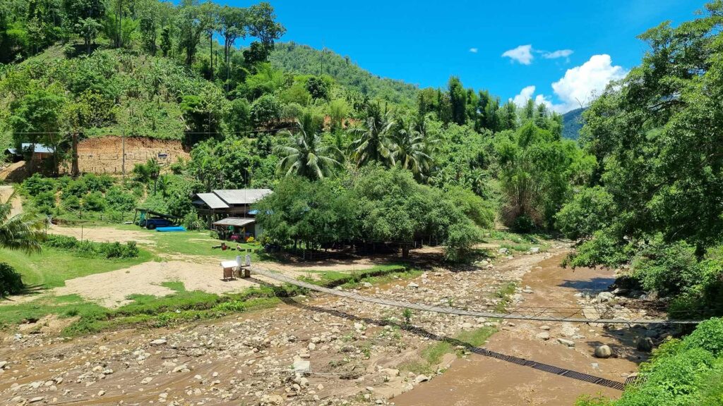 Driving in the countryside of Mae Hong Son